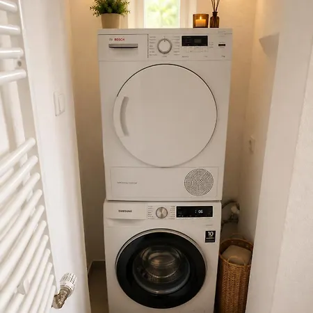 Geräumige 3-zimmer-ferienwohnung Mit Terrasse Koblenz (Rhineland-Palatinate)